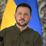 zelenskij-vyskazalsja-o-vazhnosti-mira-cherez-silu-dlja-ukrainy-pozdravljaja-trampa-so-vstupleniem-v-dolzhnost-8bf2ef2.jpg