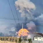 okkupanty-ne-mogut-usnut-detonacija-snarjadov-na-51-m-arsenale-grau-vse-eshhe-prodolzhaetsja-kadry-8267515.jpg