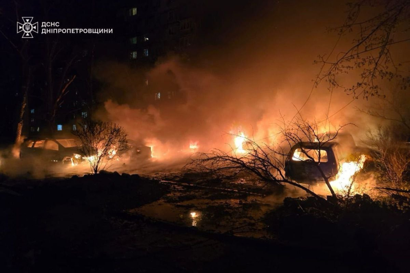Последствия террористических ударов РФ по Харькову, Днепру и Краматорску: раненые, пожары и разрушения
