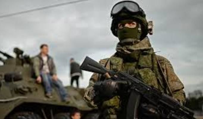 В России чиновникам пришла в головы "гениальная" идея: отправлять студентов-двоечников на войну в Украину