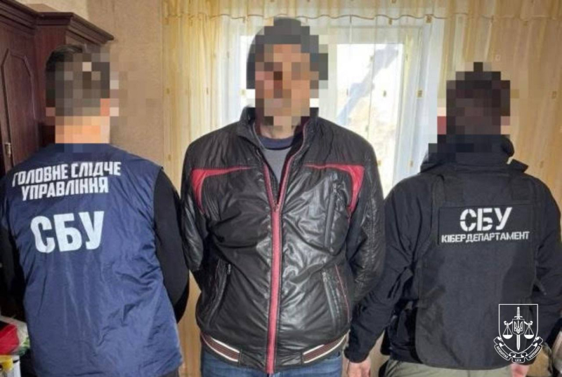СБУ задержала на Хмельнитчине агента ФСБ: следил за авиацией ВСУ на Западе Украины