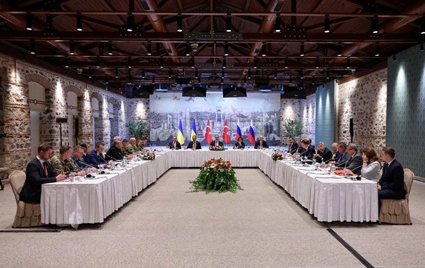 В Стамбуле начались переговоры представителей Украины и России
