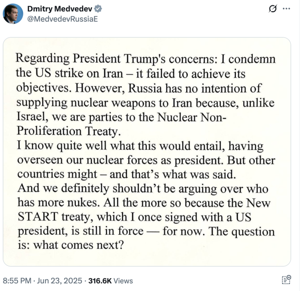 Медведев быстро "переобулся" после критики Трампа – желание поставлять Ирану ядерное оружие исчезло