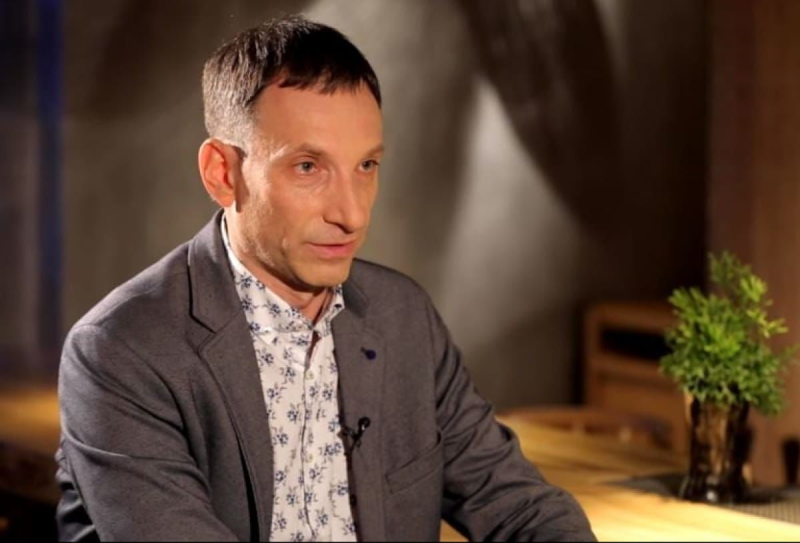 Портников заявил, что война Украины за то, где будет проходить граница, но не с Россией