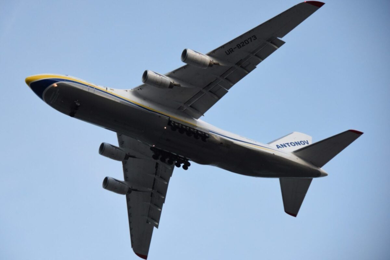 Ан-124 "Руслан" впервые с 2022 года пролетел над Киевом: что известно о резонансном рейсе