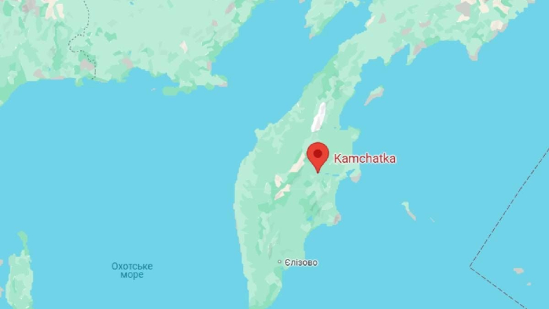 ​Под звуки сирен завод "Алюминстрой" ушел под воду: на Камчатке — землетрясение и цунами