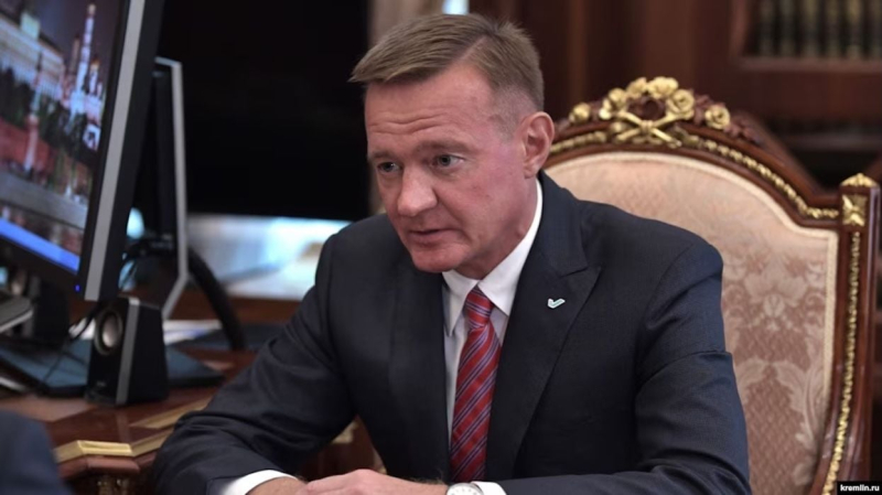 Уволенный Путиным министр транспорта РФ Старовойт покончил с собой в Подмосковье символичным способом