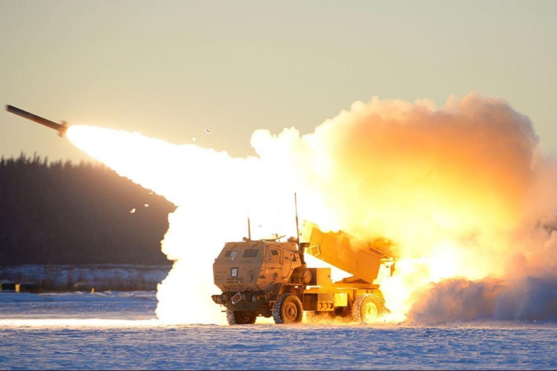HIMARS накрыл скопление ВС РФ под Белгородом – много "200-х", Кремль молчит