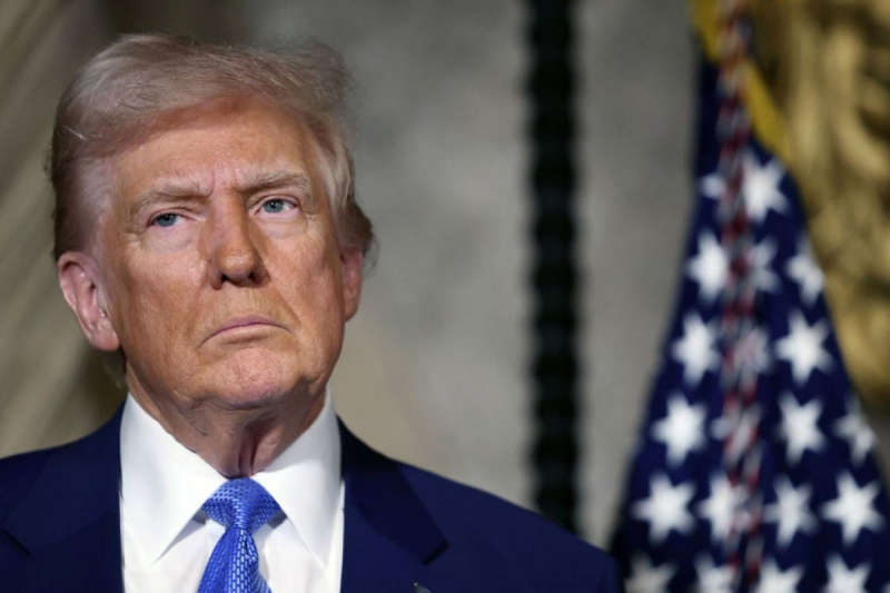 ​Медведев наговорил лишнего - Трамп привел в движение ядерные подлодки после угроз
