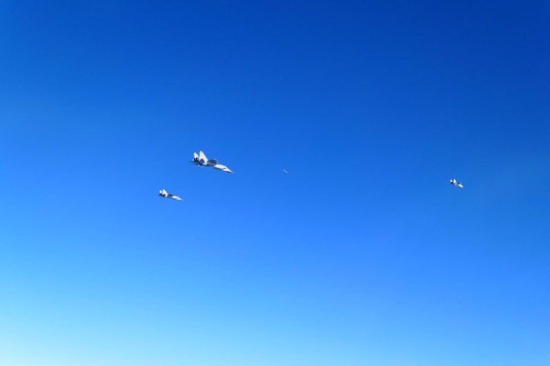 "Апперкот" от Орбана: российским Су и МиГам пришлось сбегать после встречи с ВВС Венгрии у границ НАТО