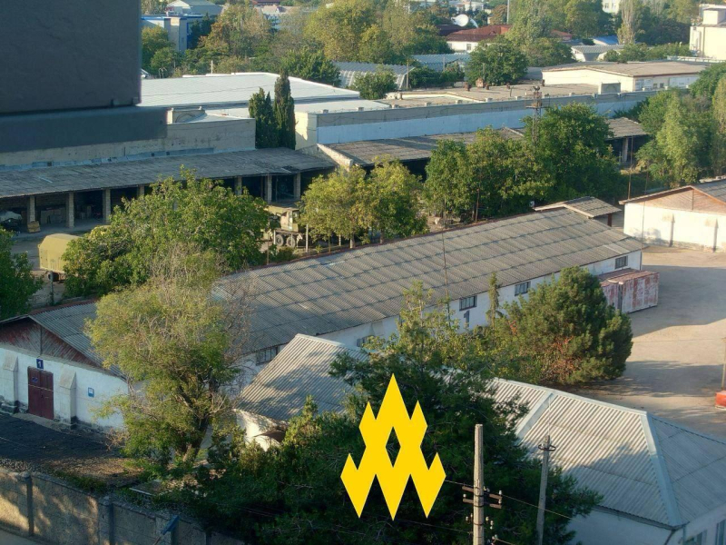 Атаки ВСУ оставили базу Черноморского флота РФ в Крыму без техники и снабжения – разведданные "Атеш"