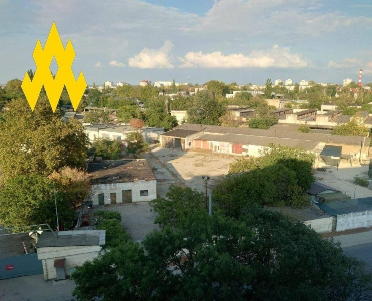 Атаки ВСУ оставили базу Черноморского флота РФ в Крыму без техники и снабжения – разведданные "Атеш"