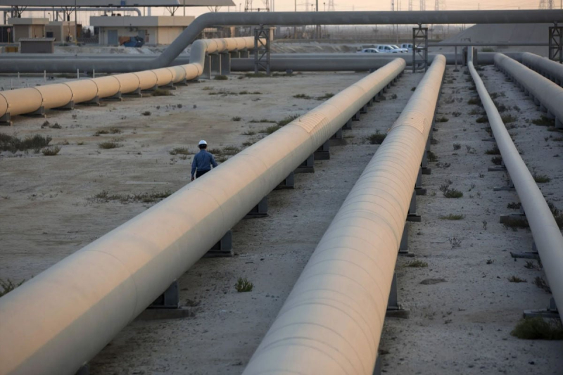 ​Bloomberg: саудиты резко увеличивают экспорт нефти, на рынок выходит полмиллиона баррелей в сутки