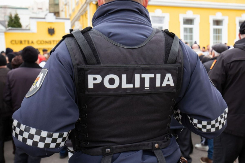 "Боевики" Путина разоблачены в Молдове: арестованы 74 человека, готовивших беспорядки под контролем РФ