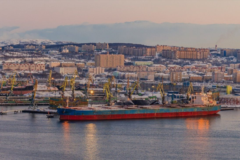 Кремлевский "теневой флот" на мели: моряки жалуются на невыплаты зарплат и условия труда