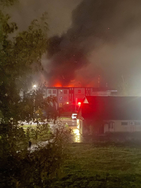 Завод занимался разработкой средств РЭБ: "хорошие" дроны атаковали "жирную" цель на Брянщине