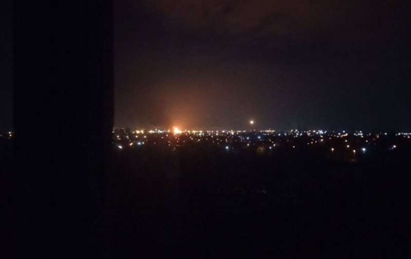 Дроны повторно атаковали НПЗ "Лукойла" в Волгограде – в Сети показали кадры пожара