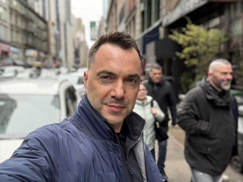 Экс-советника главы ОП Украины Арестовича в России во второй раз объявили в международный розыск