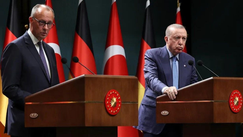Между Мерцем и Эрдоганом разгорелся спор на глазах у всего мира – что произошло в Анкаре