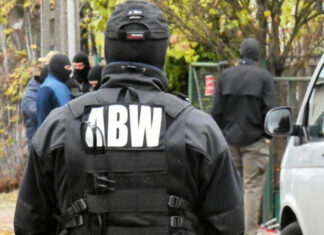 Варшава предупреждает: украинцам раскрыли опасные методы вербовки спецслужб РФ