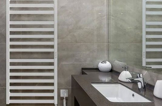 Особливості електричних рушникосушарок Hygge Family: комфорт та стиль для ванної кімнати