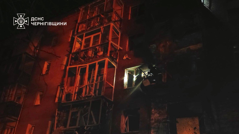 Последствия террора РФ: пожар в многоэтажке Нежина, удары по предприятиям и объектам ДТЭК, есть раненые