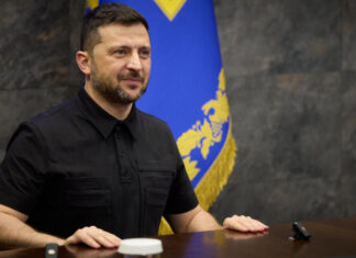 Социологи раскрыли рейтинг доверия Зеленскому среди жителей Украины