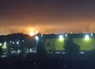 Массированный удар по стратегическому объекту: украинские беспилотники атаковали крупный НПЗ в российской глубинке