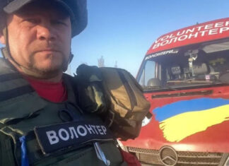 Рискуя жизнью: волонтер Леонтьев пострадал во время спасательной операции в зоне конфликта