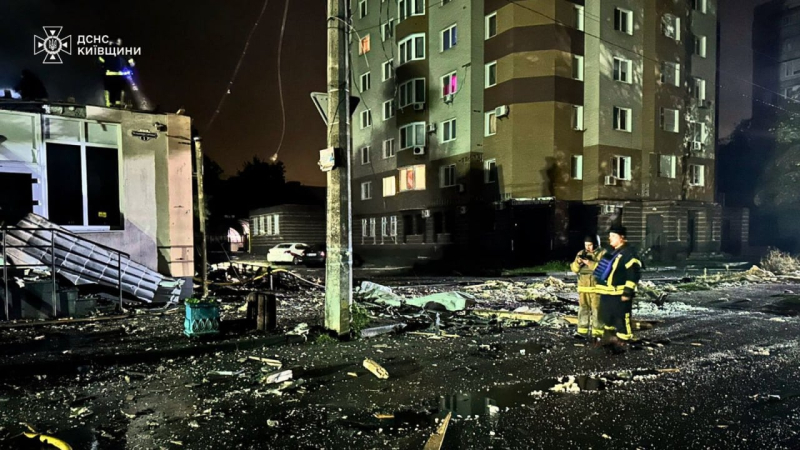 Зеленский обратился к миру после массированного удара РФ: "Нужны не пустые слова, а решительные действия"