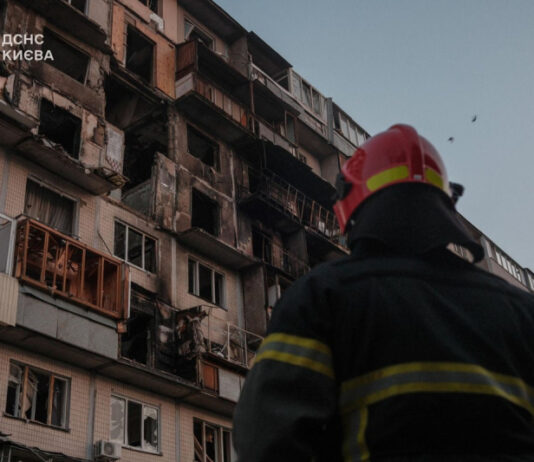 Массированный удар РФ по Киеву: 6 погибших, десятки раненых и сотни сбитых дронов