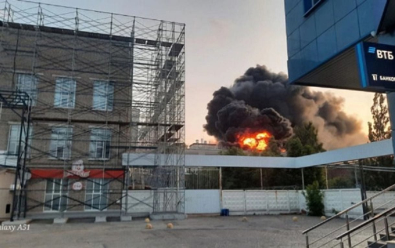 Дроны атаковали военный завод в Чебоксарах – в Сети показали момент прилета