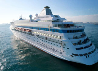 Дипломатический скандал: 600 российских туристов брошены на круизном лайнере у берегов Стамбула