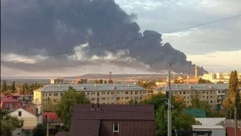 Генштаб ВСУ подтвердил удар по ключевому НПЗ РФ и нескольким объектам оккупантов на Луганщине