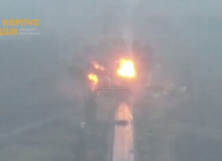 Украинская авиация уничтожила стратегическую трассу, преграждая путь российским войскам на Донбассе