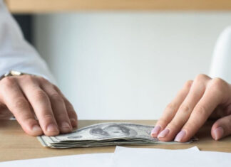 Коррупционная бомба: в России хищения превышают украинский скандал в 10 раз