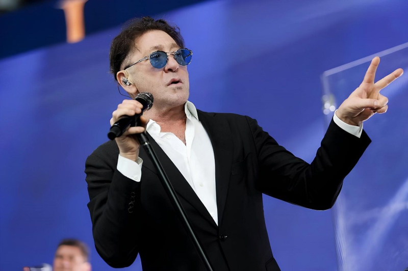 Лепс предложил переименовать Покровск в честь Путина