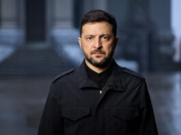 Зеленский предупредил о критическом моменте: между достоинством и помощью США