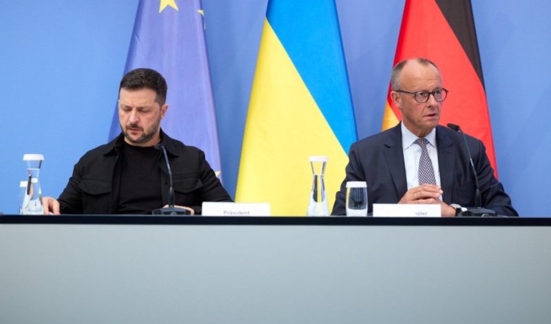 Мерц попросил Зеленского