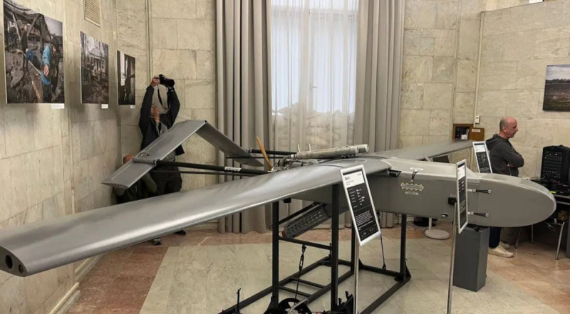 Уничтожение российского вертолета дроном FP-1