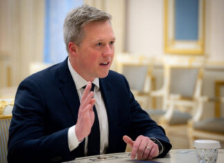 США форсируют мирный план по Украине: Дрисколл поставил послов НАТО перед жестким выбором