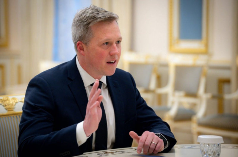 Министр армии США Дэниел Дрисколл