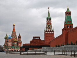 Кремль признал угрозу распада: чиновник раскрыл пять системных кризисов России