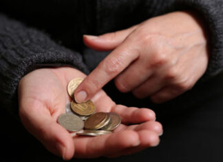 Финансовый тупик: почти 70% россиян остались без накоплений впервые за 8 лет