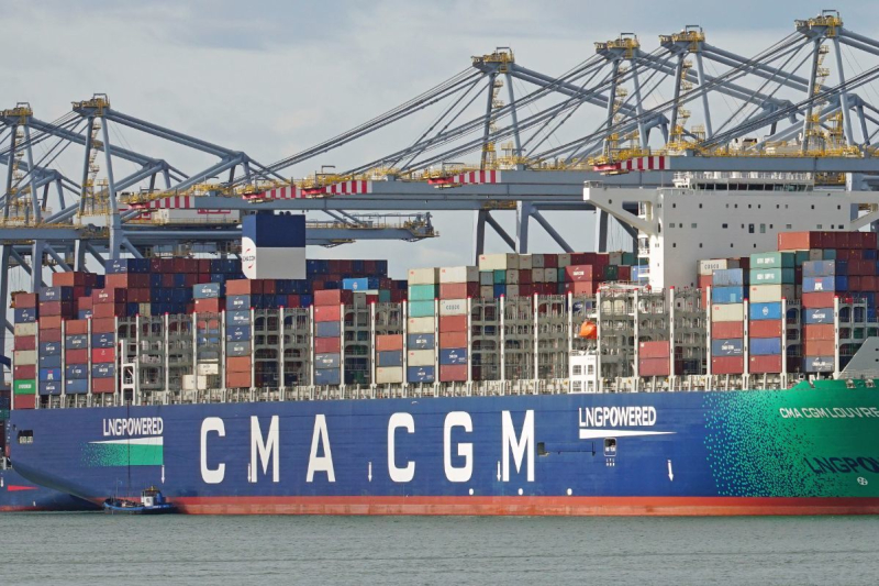 Трещина в санкционной стене: мировой гигант контейнерных перевозок вернулся на рынок РФ