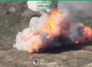 Украинские дроны разгромили бронеколонну РФ: как техника победила туман на Добропольском выступе