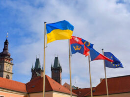 Чешский парадокс: как украинские беженцы пополняют бюджет вопреки политическим дискуссиям