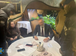 СБУ накрыла схему незаконной продажи мандатов: глава партии задержан в ресторане за взятку в $160 тысяч