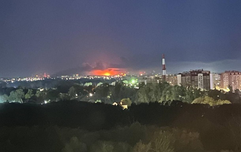 Пожар на Самарском НПЗ после атаки дронов