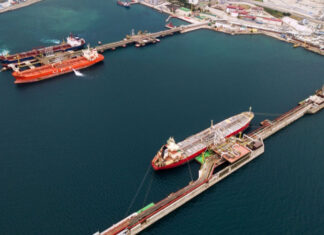 Санкционный лабиринт: Как Австралия продолжает получать российскую нефть через Сингапур